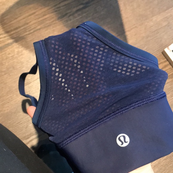 Lululemon mesh sports bra - Picture 4 of 5